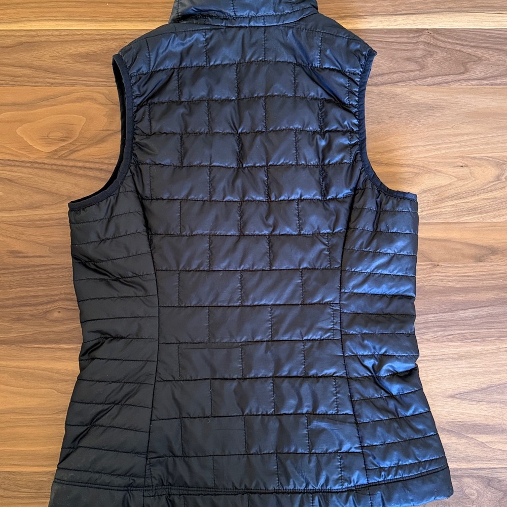 Patagonia Women’s Nano Puff Vest XS - Picture 4 of 9